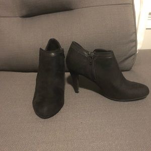 Black dress booties